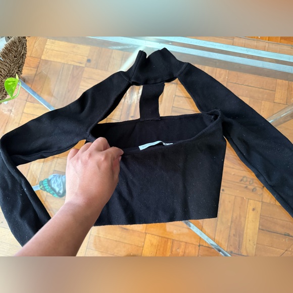 ZARA cut out mock neck knit top - Picture 2 of 8